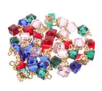 Operitacx 40 Pièces Breloques Pendentifs Cristal Cube Multicolores Rouge Rose Bleu Roi Vert Foncé et Durables pour Création Bijoux DIY Boucles Oreilles Bracelets