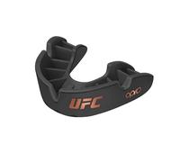 OPRO Bronze Level UFC Adulte et Jeunesse Sport Mouthguard Avec étui et dispositif de raccordement, Bouclier de gomme pour UFC, MMA, Boxe, BJJ et autres sports de combat (Noir, adulte)