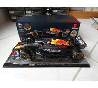 Oracle Red Bull RB18 Max Verstappen #1 Winner Abu Dhabi GP 2022 1/24 Bburago F1