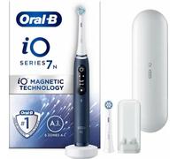 Oral-B iO 7 Brosse À Dents Électrique Blanche, Un Capteur De Pression Pour Protéger Les Gencives Sensibles, Des Accessoires, 2 Brossettes De Rechange, 1 Chargeur, 1 Étui De Voyage, Emballage En Carton