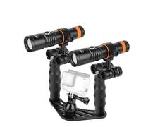 ORCATORCH D710V MK2 Kit d'éclairage vidéo sous-marin double 4600 lumens (2 x 2300) tricolore avec plateau de caméra H02, poignée et pinces à rotule, faisceau large de 120° pour GoPro et caméra
