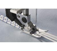 Original PFAFF Drei-Loch-Garnfuss Art Nr 820920096