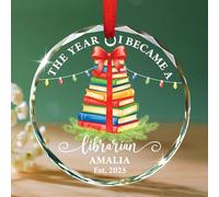 Ornement de bibliothécaire personnalisé 2025, ornement en verre « The Year I Became A Librarian », décoration de Noël en forme de livre personnalisée avec nom, cadeau pour enseignants, bibliothécaires