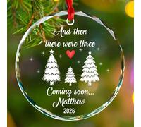 Ornement personnalisé pour bébé attend Noël 2026, et puis il y avait trois ornements en verre de Noël, cadeaux souvenirs pour maman et papa pour la première fois, nom et année personnalisés pour