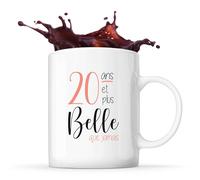 Otshirt Tasse 20 ans et plus belle que jamais | Mug | Idée Tasse Personnalisable Cadeau Anniversaire Fête Original Famille Travail Départ Collègue Retraite Noël.