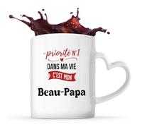 Otshirt Tasse Cœur Priorite N1 dans ma vie C'est mon Beau-Papa - Mug - Idée Tasse Personnalisable en forme de Cœur Cadeau Anniversaire Fête Original Famille Travail Départ Collègue Retraite Noël.