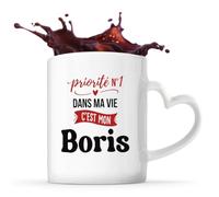 Otshirt Tasse Cœur Priorite N1 dans ma vie C'est mon Boris - Mug - Idée Tasse Personnalisable en forme de Cœur Cadeau Anniversaire Fête Original Famille Travail Départ Collègue Retraite Noël.