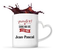 Otshirt Tasse Cœur Priorite N1 dans ma vie C'est mon Jean-Pascal - Mug - Idée Tasse Personnalisable en forme de Cœur Cadeau Anniversaire Fête Original Famille Travail Départ Collègue Retraite Noël.