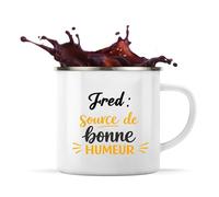 Otshirt Tasse Métal Fred - source de bonne humeur - Mug - Idée Tasse Personnalisable en Métal Cadeau Anniversaire Camping Fête Original Famille Travail Départ Collègue Retraite Noël.