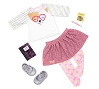 Our Generation 70.30411Z Tenue Classique, Ensemble écolière, Rose | Comprend 8 pièces au total : haut, jupe, collants, chaussures, cahier, crayon et calculatrice, Tenue d'école, 3 ans et +