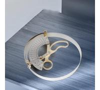 Outil de mesure de la circonférence du bonnet avec règle incurvée en métal et poignée ergonomique à clipser pour une mesure précise du chapeau et des processus de fabrication (55 à 68 cm)