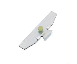 Outil de serrage en métal pour un positionnement précis pendant le processus de construction de flèches