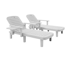 Outsunny Set de 2 chaises Longues avec Dossier réglable en 5 Positions, Tablette et accoudoirs ergonomiques, transat de Jardin en polypropylène imperméable, 79x158x88 cm, Blanc