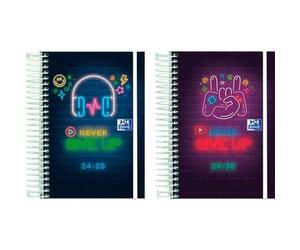 Oxford Never Give Up Agenda 1/8 12 x 18 cm 2024-2025