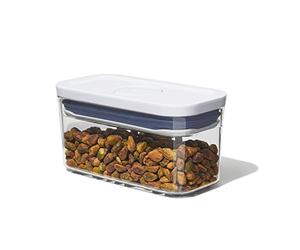 OXO Good Grips Boîte de conservation POP - Boîte de rangement alimentaire hermétique et empilable pour la cuisine - Rectangle, Petit format 0,4 L