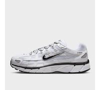 Nike Sportswear Baskets basses 'P-6000' argent, Taille 40