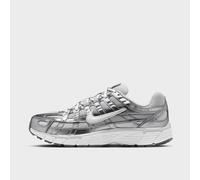 Nike Chaussures P-6000 Femme – Grey Fog/Metallic Cool Grey/Cool Grey/Blanc – Taille 37,5