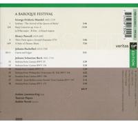 Pachelbel - Canon & Gigue/Arrival of the Q