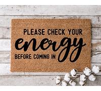 Paillasson « Check Your Energy Welcome » - Cadeau de pendaison de crémaillère - Cadeau de grand-mère et de grand-père - 45,7 x 76,2 cm