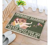 paillasson Exterieur Entree Probablement en Train de Lire « Veuillez Patienter jusqu'à ce Que Je termine Cette Page » (Étudiante)