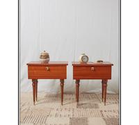 Paire de chevets en bois verni n°672