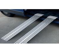 PAIRE DE RAMPES DE CHARGEMENT METALMEC 030X215X1500 DROITE SANS BORDS - MM012S02015