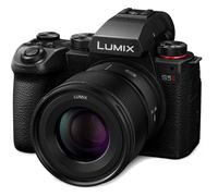 Panasonic - Lumix S5 II + 85mm F1.8