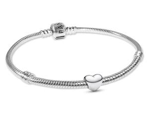 PANDORA Bracelet à breloques pour femme avec mini cœur, ensemble de bijoux romantiques, lot, argent 925, symbole d'amour 21492