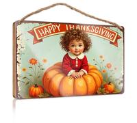 Panneau de décoration d'intérieur amusant « A Child Sits On A Large Pumpkin With « Happy Thanksgiving » écrit ci-dessus. Panneau de porte pour chambre à coucher et adolescents (23 x 35 cm)