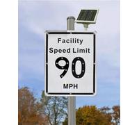 Panneau de limitation de vitesse solaire 18" x 24" (16-153 km/h) avec feux | Panneau de limitation de vitesse à énergie solaire mesurant 45,7 cm x 61 cm, affichant des vitesses de 16 à 153 km/h, équipé