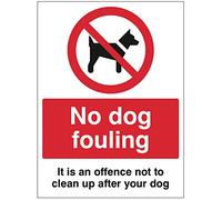 Panneau de sécurité rigide en PVC « No dog fouling It is an offence to clean up after your dog ».
