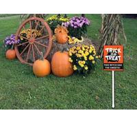 Panneau humoristique « This With Has The Sweets » avec piquet - 18 x 22 cm - Décoration de nuit d'Halloween amusante - Décoration d'extérieur en aluminium - Décoration d'automne