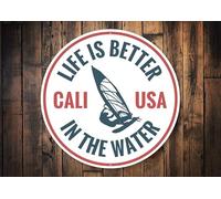 Panneau « Life Is Better » - California Usa - Kite Surf - Cerf-volant - Décoration pour plage, plage, maison de plage - Plaque ronde en métal - 30,5 x 30,5 cm