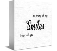 Panneau photo personnalisé « So Many Of My Smiles Begin With You » - Décoration murale en bois rustique - Cadeau idéal pour la famille, le petit ami, la petite amie - 12,7 x 12,7 cm