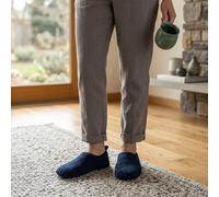 Pantoufles confortables pour homme et femme, doublure en polaire pelucheuse | Le dessus et la doublure en polaire pelucheuse conservent la chaleur pour des orteils confortables pendant les matins froids