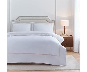 Paoletti Parure de lit Elara - Parure de lit de Luxe en Coton 200 Fils au Pouce carré avec Bordure brodée (Champagne - Super King)