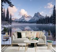 Papier Peint 3D Montagnes Enneigées Forêt De Pins Lac Reflets Paysage | Fresques Murales et Créatives Décoration D'intérieur Pour le Bureau Salon la Chambre Coucher Canapé Mural de Luxe-250cm×170cm