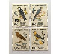 par des Livres Express. Timbres Neufs** de Collection Authentique. France 1984 No 2337 à 2340 Neuf sans charnière. Oiseaux de France, Rapaces