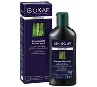 Parapharmacie en ligne > Beauté & Soins > Soins des cheveux > Shampooings > Shampooings anti-chute Biokap Anticaduta Shampoing Renforçant 200 ml
