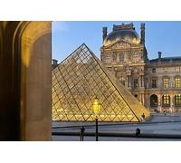 Paris Darkest Tales A Night of Secrets and Legendary Bar Tour