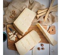 Parmigiano Reggiano AOP 36 mois minimum de maturation - Made in Italy - EMILIA FOOD LOVE - Selected with Love in Italy - Parmigiano Reggiano DOP 36 Mesi Selezionato (1.5)
