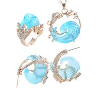 Parure de bijoux élégante sur le thème de la mer, collier tendance et boucles d'oreilles robustes avec des designs élégants