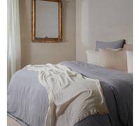 Parure de lit 3 pièces 260x240 cm et 65x65 cm mousseline de coton MILOS gris cendre