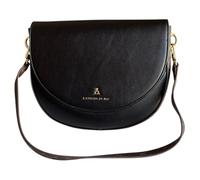 PashBAG Atelier Du Sac Sac à bandoulière en simili cuir noir et tête de mûre. Fermeture à rabat et bouton aimanté, deuxième bandoulière fournie. Dimensions 23 x 18 cm.