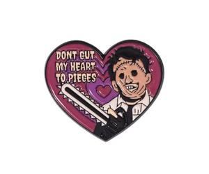 Patch Nation Broche en métal avec inscription Don't Cut My Heart to Pieces Texas Chainsaw Love Heart Horror