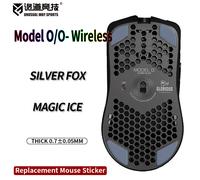 Patins de souris UnusualWaySports Glorious Model O O- sans fil, surface bombée en PTFE anti-affaissement, Silver Fox Magic Ice Model O Mice
