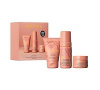 PATTERN Contient de petites tailles d'après-shampoing sans rinçage, la crème coiffante et la mousse bouclée au parfum unique de Palo Santo.