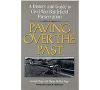 Paving over the Past Georgie Boge, Margie Holder Boge (Auteur)