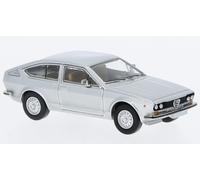PCX87 PCX870425 Échelle HO Alfa Romeo Alfetta GT Couleur Argent Année 1974