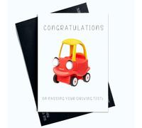 Peachy Antics Cartes de test de conduite amusantes avec réussite « Well Done Congratulations On Passing Your Driving Test » - Carte rouge amusante AP153
